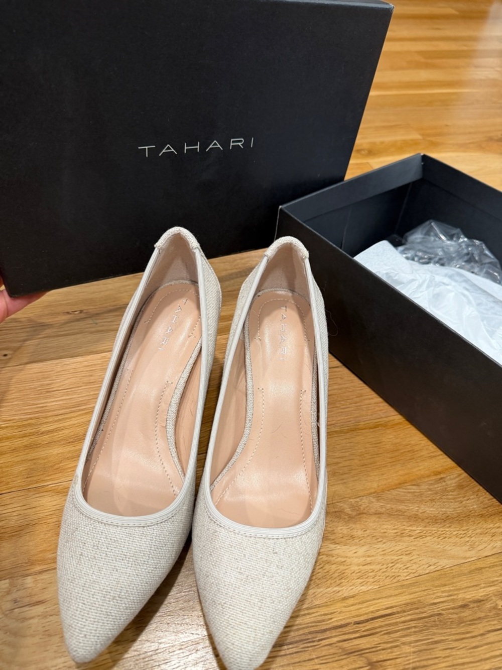 Tahari Cream Textured Pointed Toe Flats
